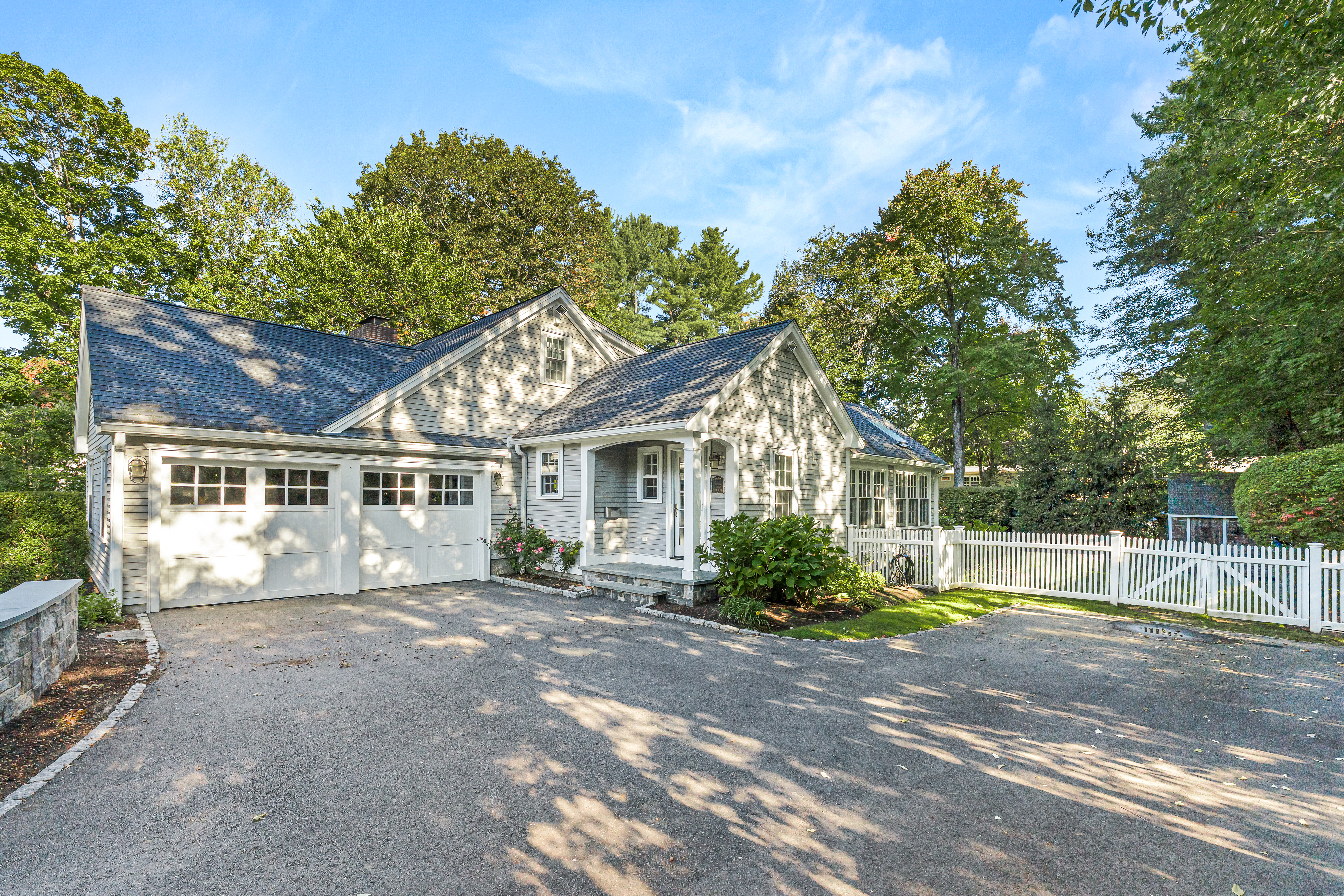 24 Radcliffe Road Wellesley, MA 02482 - Photo 10 of 12