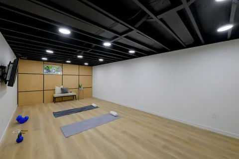 $675,000 | 115 Lakeside Drive, Greenbelt, MD 20770