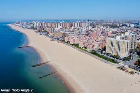 $539,999 | 35 Seacoast Terrace, Unit 16D | Brighton Beach