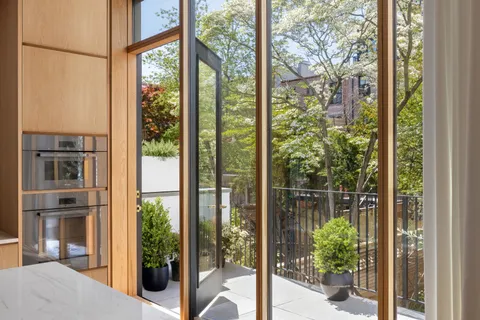 $16,650,000 | 168 Pacific Street | Cobble Hill