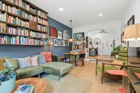 $700,000 | 50 Lefferts Avenue, Unit 6J | Prospect Lefferts Gardens
