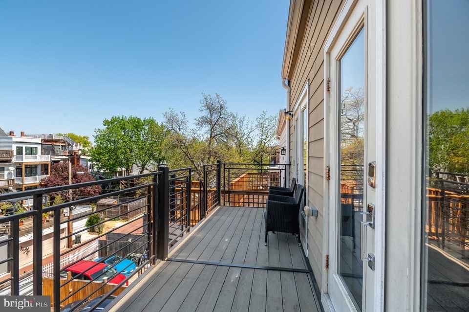 1223 Kenyon Street Northwest, Unit 3 Washington, DC 20010 - Photo 5 of 12