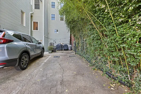 $699,900 | 1328 Maryland Avenue Northeast, Unit 2, Washington, DC 20002