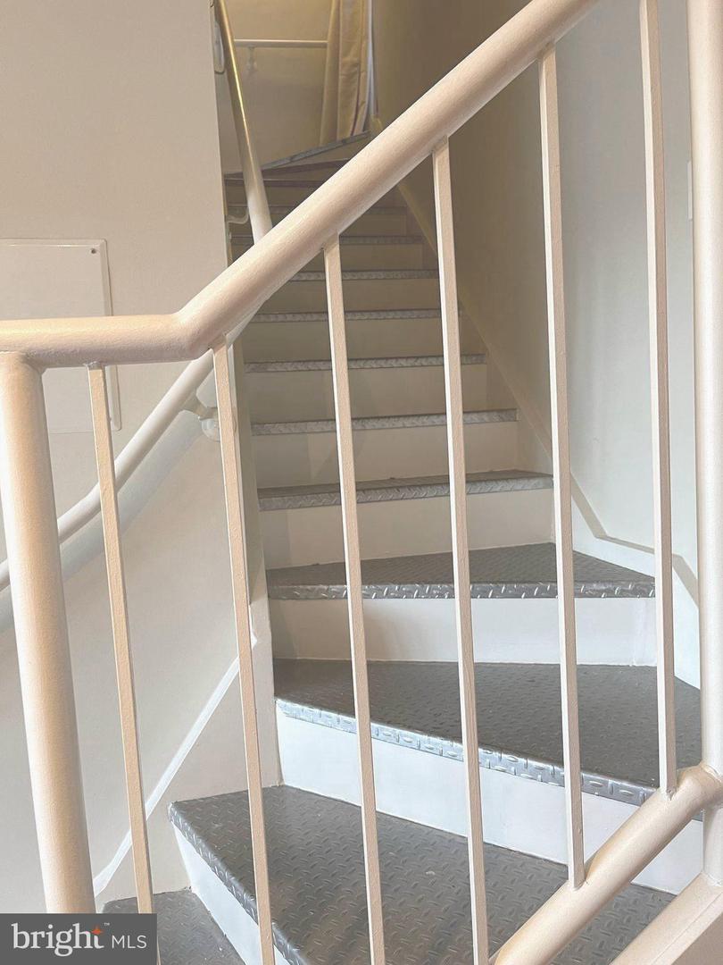 2120 Vermont Avenue Northwest, Unit 620 Washington, DC 20001 - Photo 29 of 61