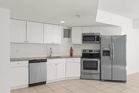 a view of an outdoor space