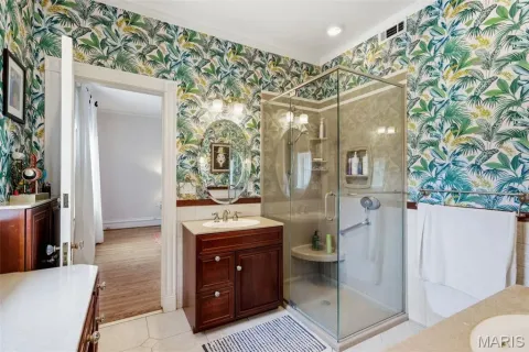 $1,200,000 | 4917 Pershing Place, St. Louis, MO 63108