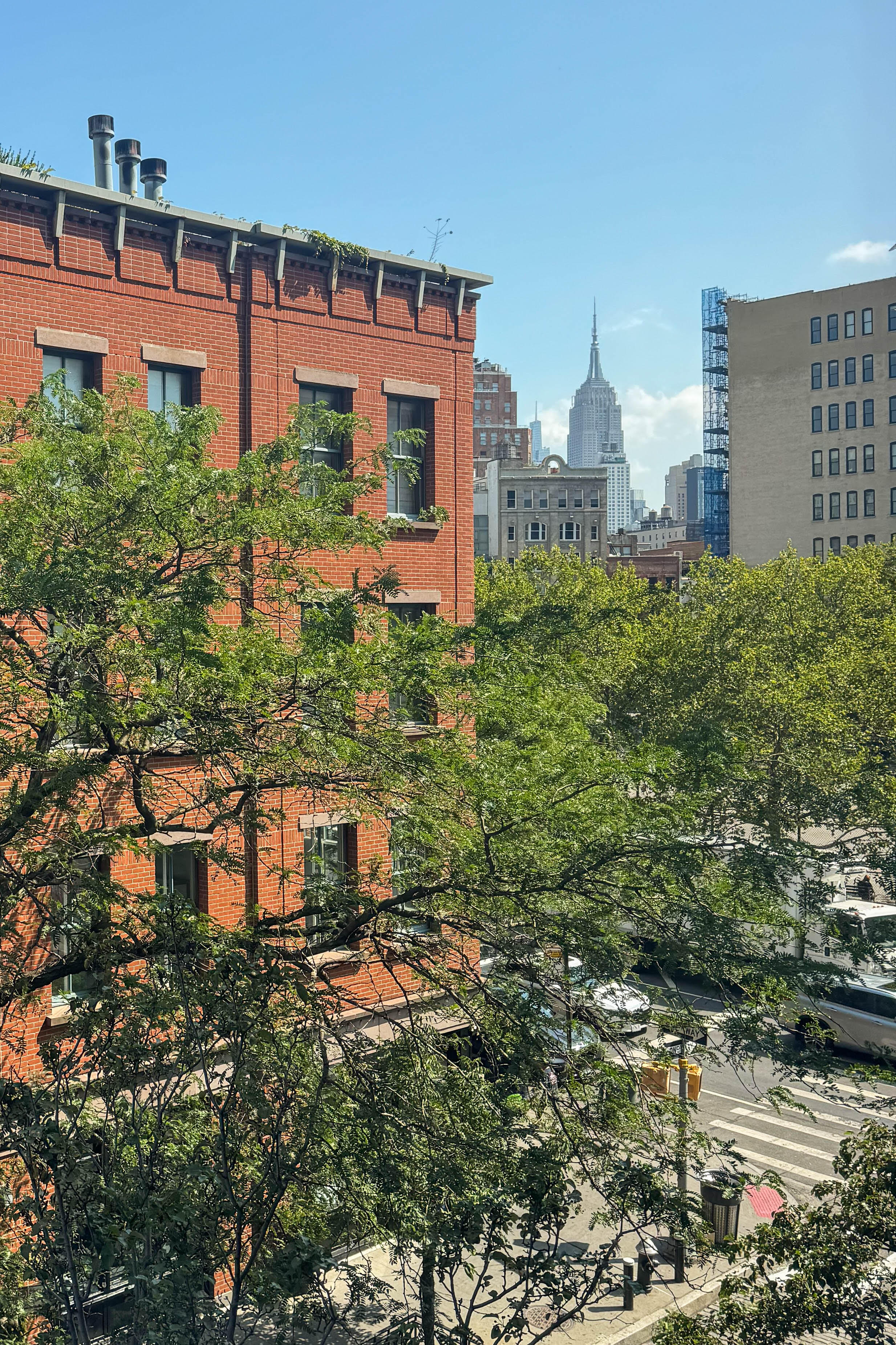61 Jane Street, Unit 4L Manhattan, NY 10014 - Photo 10 of 11 a view of a large building