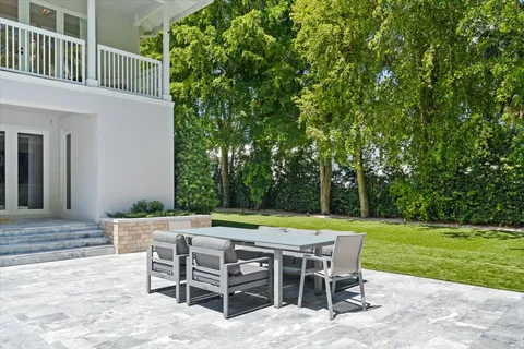 $4,200,000 | 5700 Southwest 86th Street, Miami, FL 33143