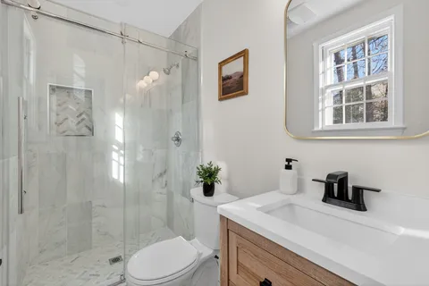 $1,350,000 | 6813 Winterberry Lane, Bethesda, MD 20817