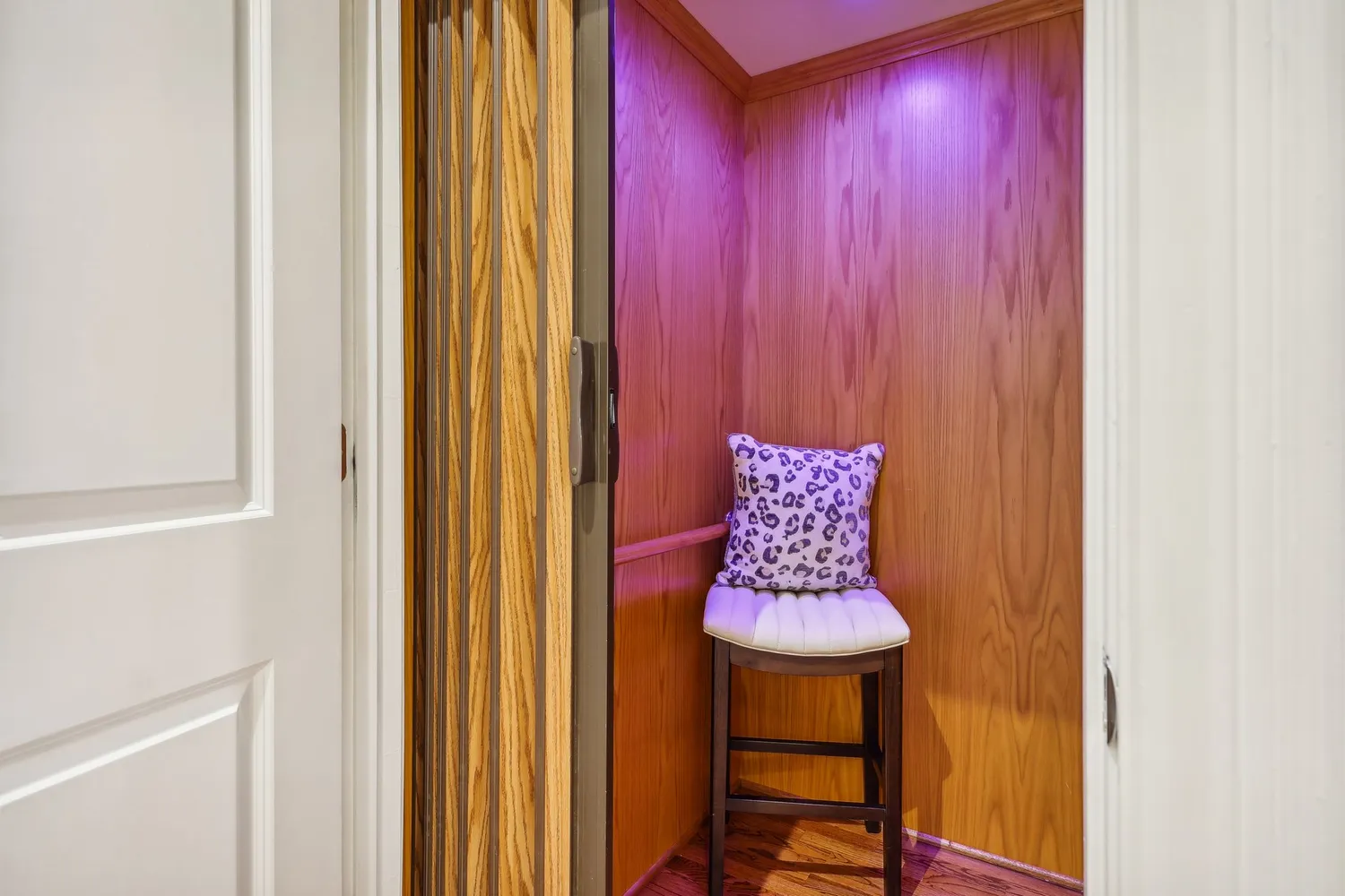 $900,000 | 3127 Lenox Road Northeast, Unit 6, Atlanta, GA 30324