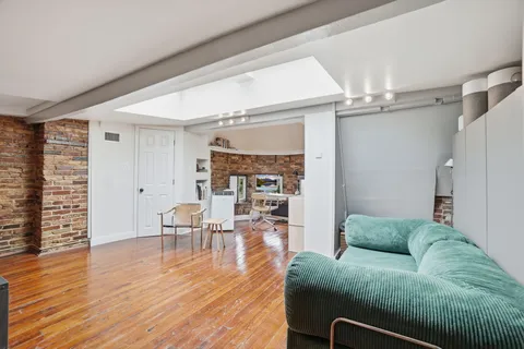$1,875,000 | 210 8th Street Southeast, Washington, DC 20003