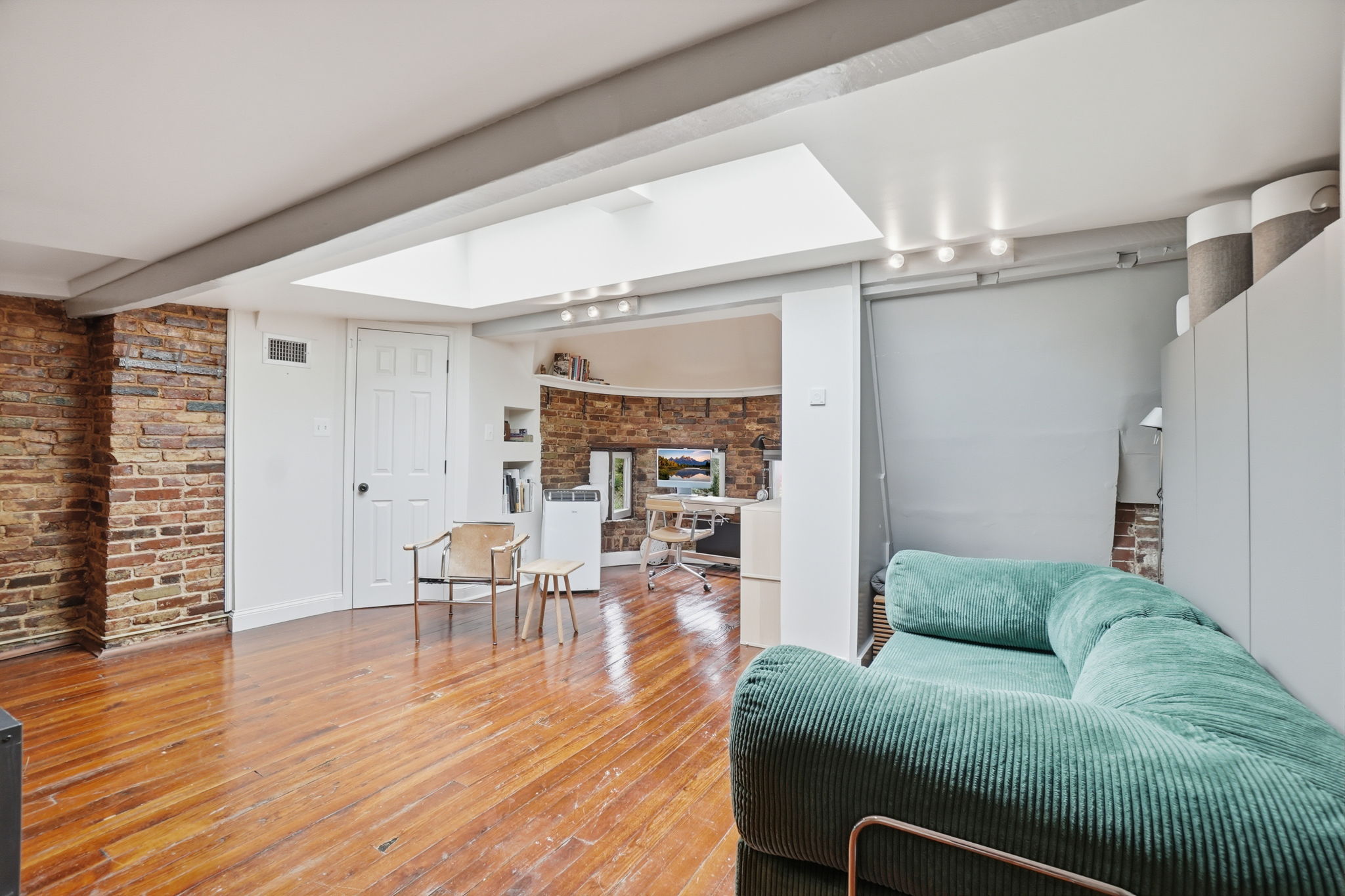 210 8th Street Southeast Washington, DC 20003 - Photo 31 of 47