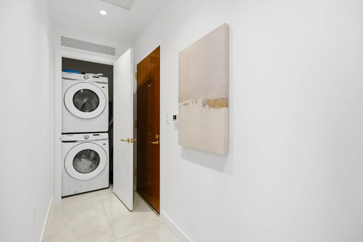 $1,650,000 | 2678 Tigertail Avenue, Unit 1110, Coconut Grove, FL 33133