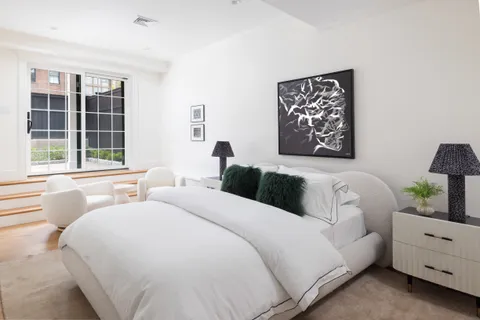Contact Agent | 417 Beacon Street, Unit 1, Boston, MA 02115