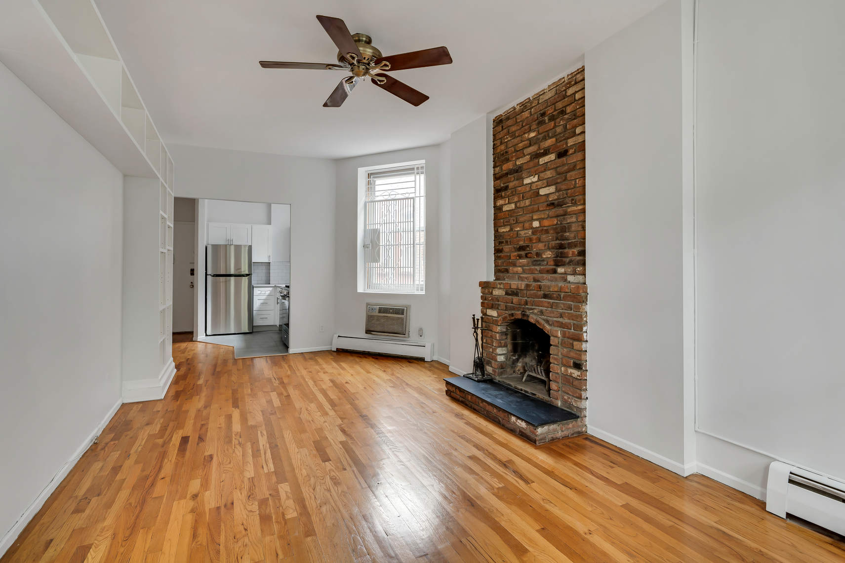 518 East 11th Street, Unit 5B Manhattan, NY 10009 - Photo 2 of 10