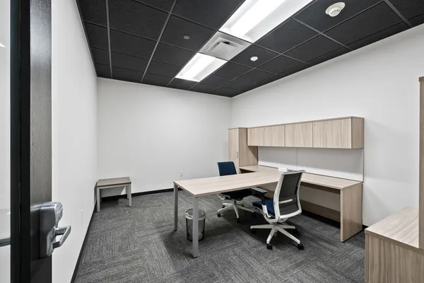 $5,100 | 652 North Edwards Boulevard, Unit 4, Lake Geneva, WI 53147