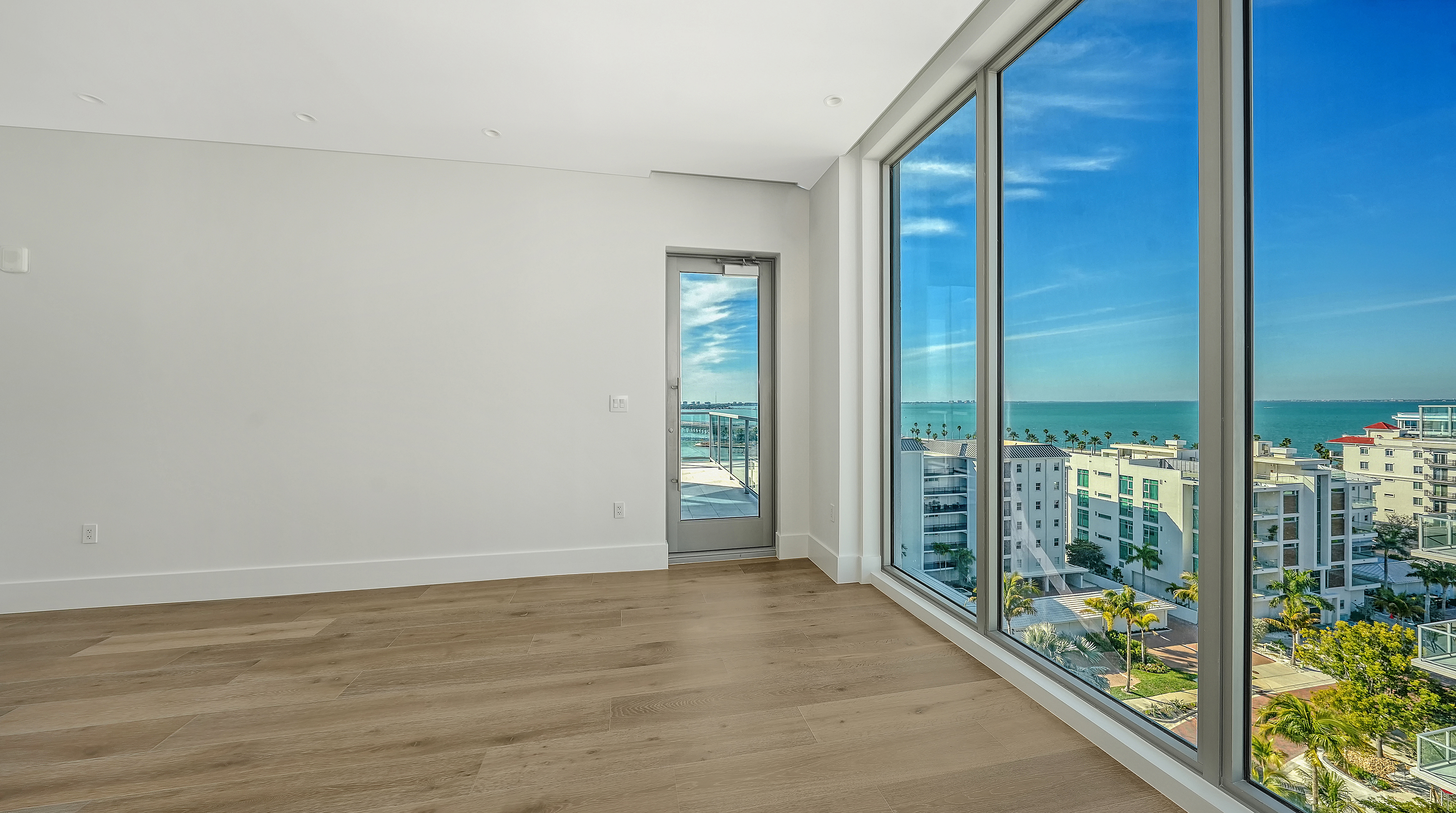 253 Golden Gate Point, Unit 902 Sarasota, FL 34236 - Photo 11 of 20