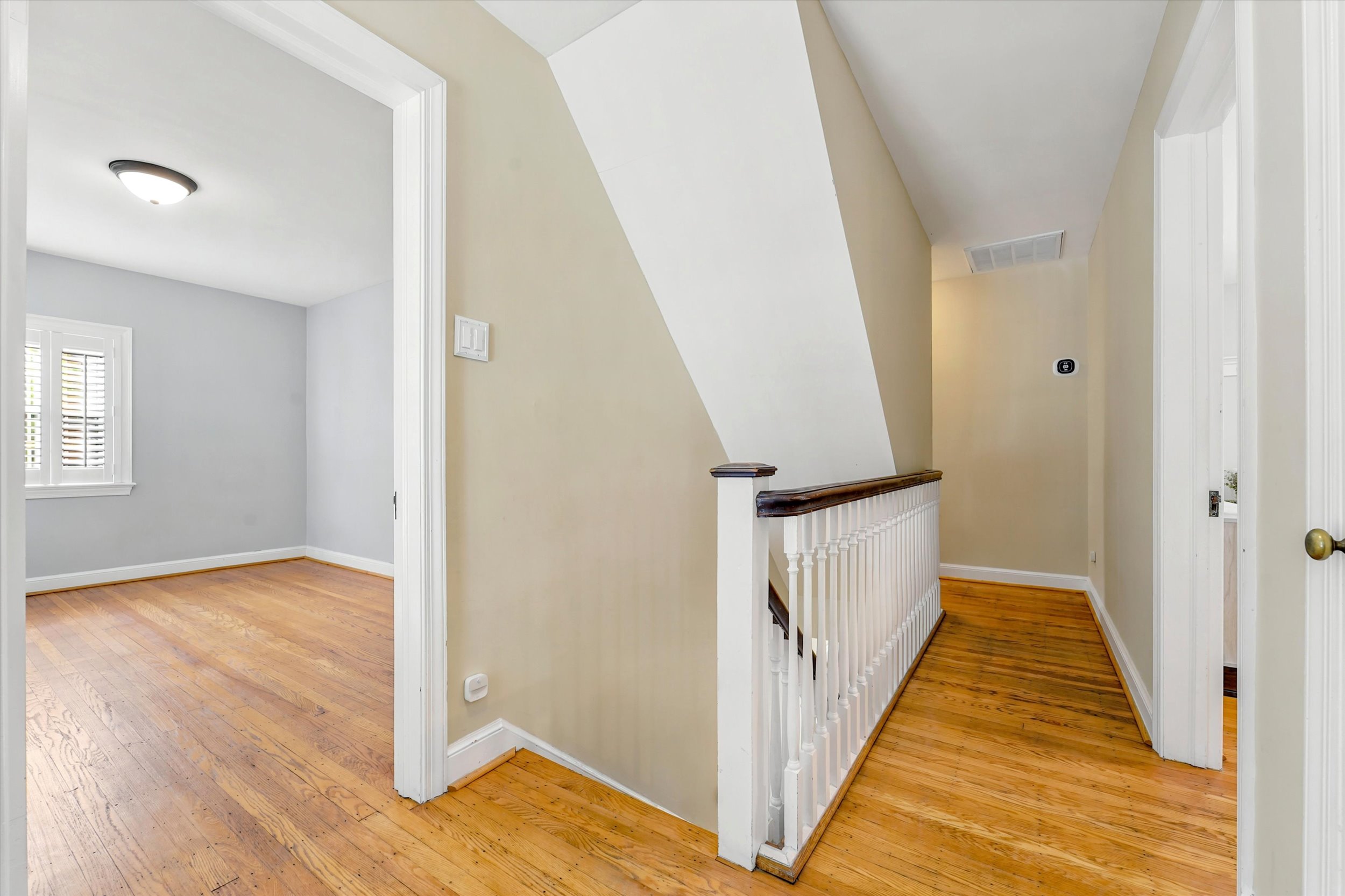 570 Strathmore Road Havertown, PA 19083 - Photo 16 of 33