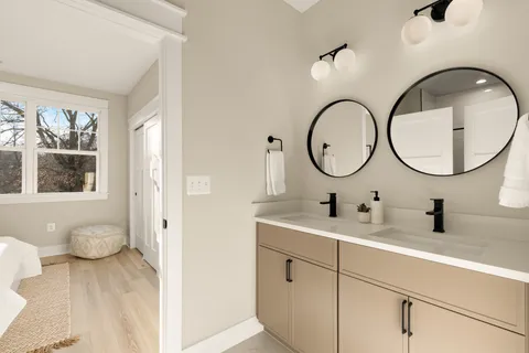Contact Agent | Longview Drive, Alexandria, VA 22314