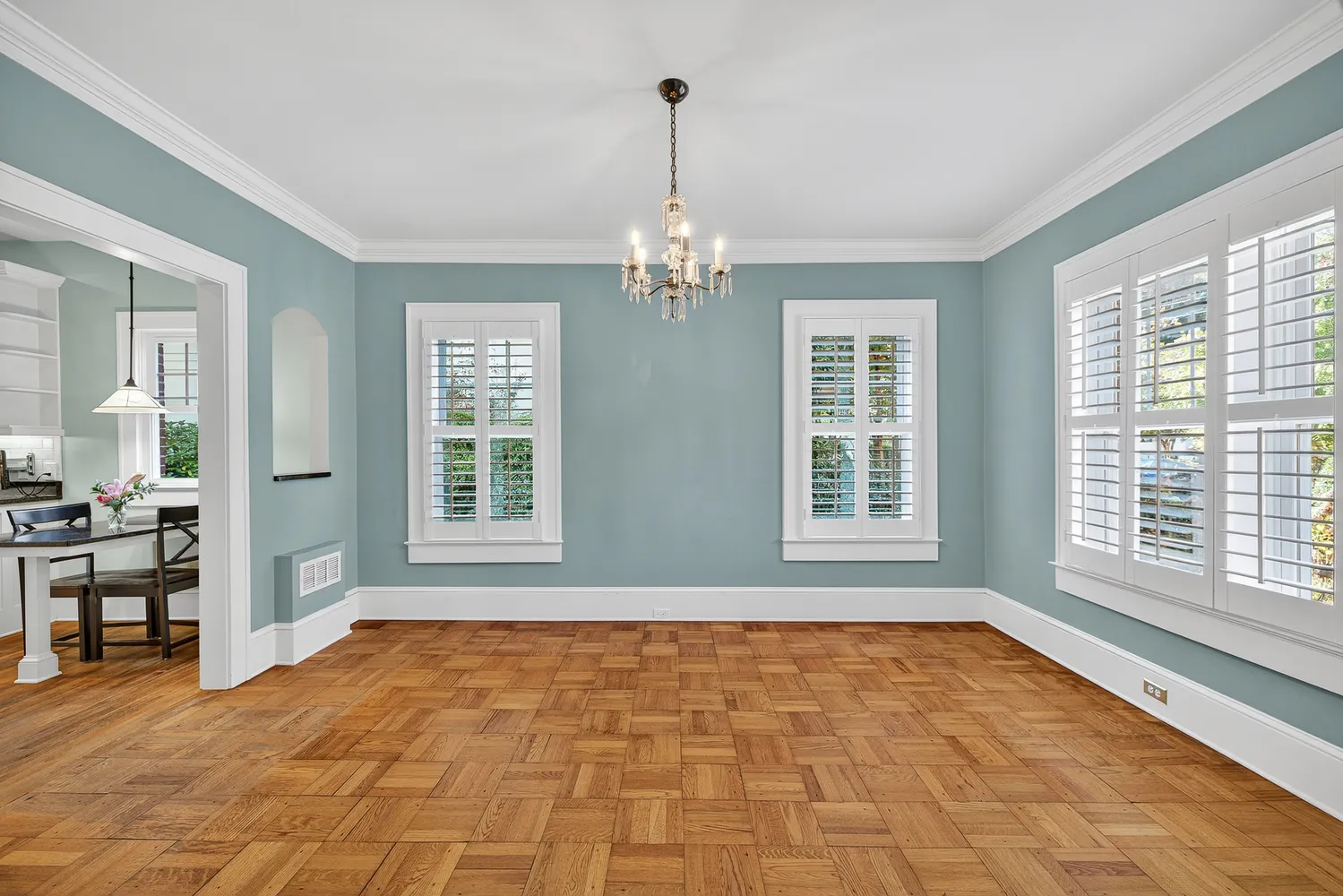 $735,000 | 3299 West Shadowlawn Avenue Northeast, Atlanta, GA 30305