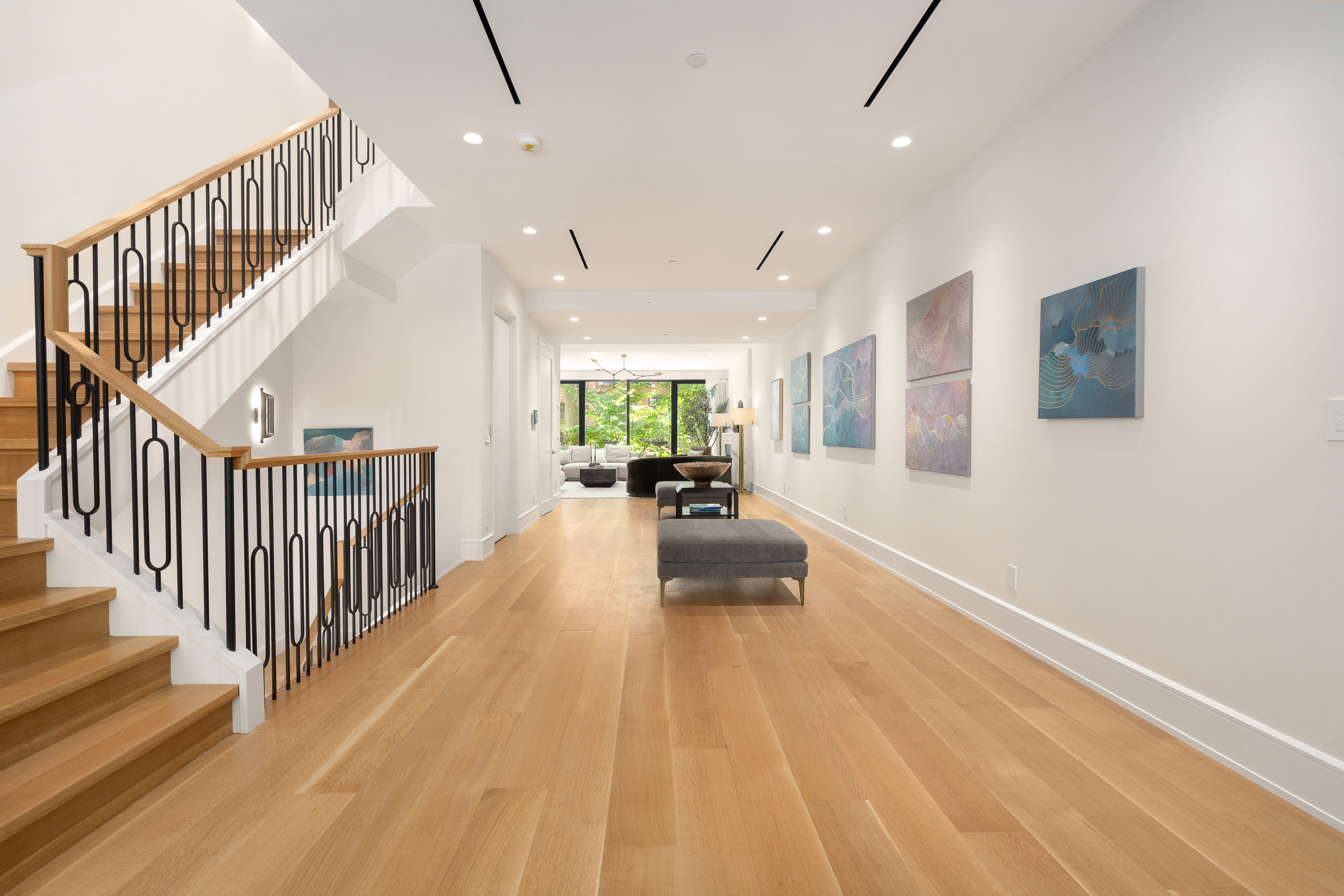 165 East 64th Street Manhattan, NY 10065 - Photo 9 of 37