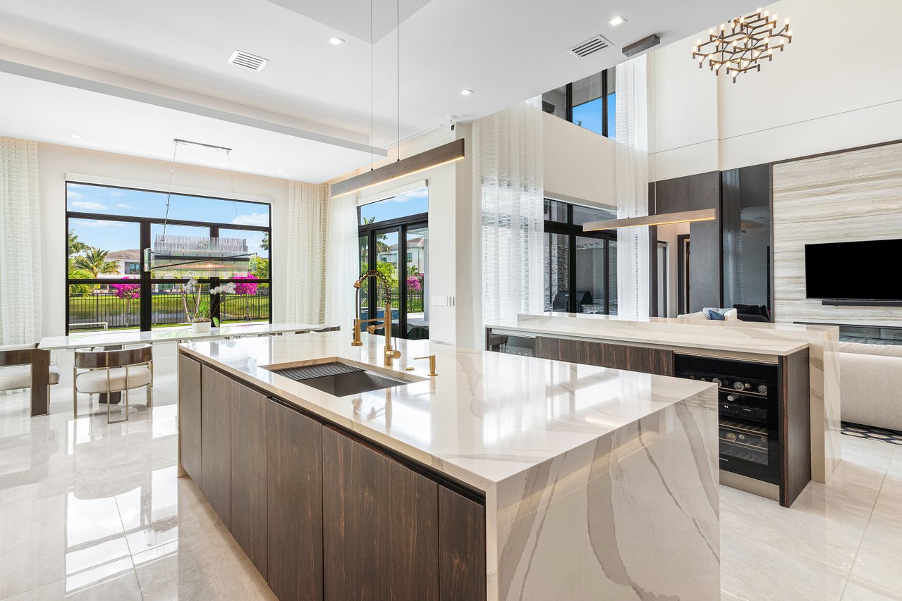 9625 Vescovato Way Boca Raton, FL 33496 - Photo 13 of 95