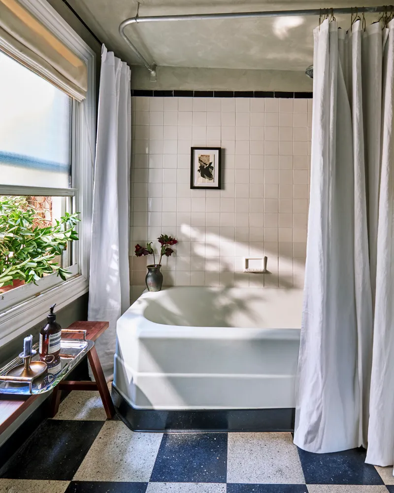 $7,000 | 126 Washington Place, Unit 2 | West Village