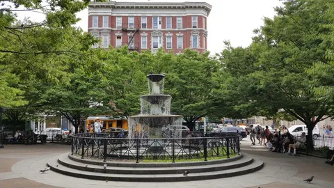 $2,395,000 | 290 6th Avenue, Unit 2KL | Greenwich Village