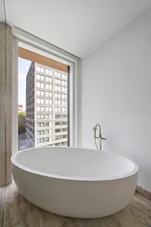 $2,195,000 | 50 Bridge Park Drive, Unit 7D | Brooklyn Heights