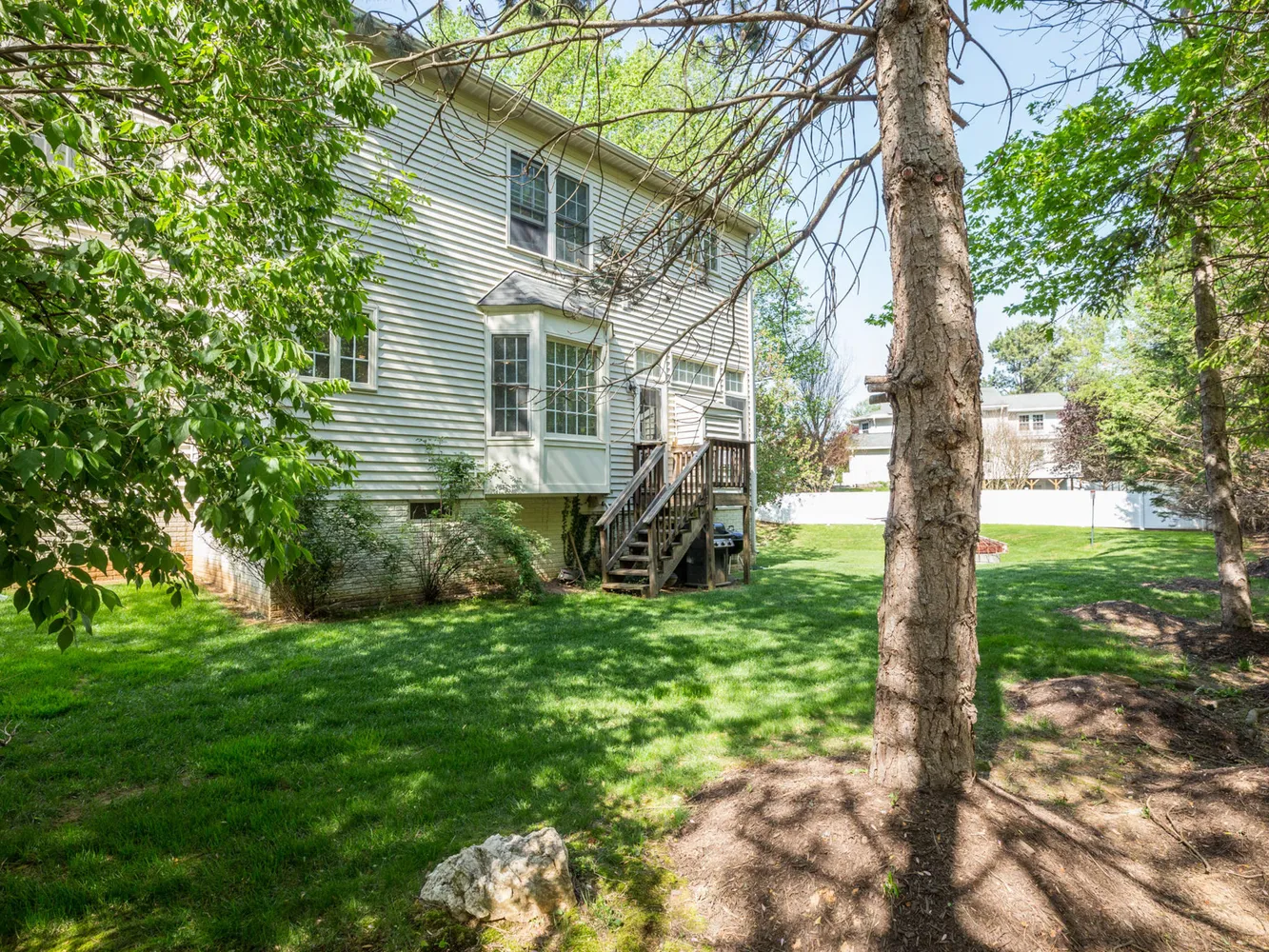 $1,350,000 | 9927 Miles Stone Court, Vienna, VA 22181