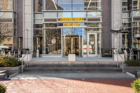$525,000 | 555 Massachusetts Avenue Northwest, Unit 1419, Washington, DC 20001