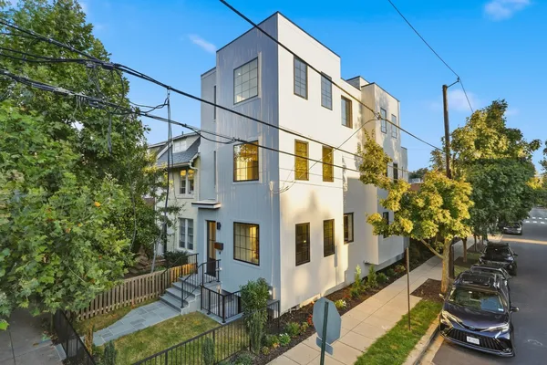 $2,995,000 | 3554 T Street Northwest, Washington, DC 20007