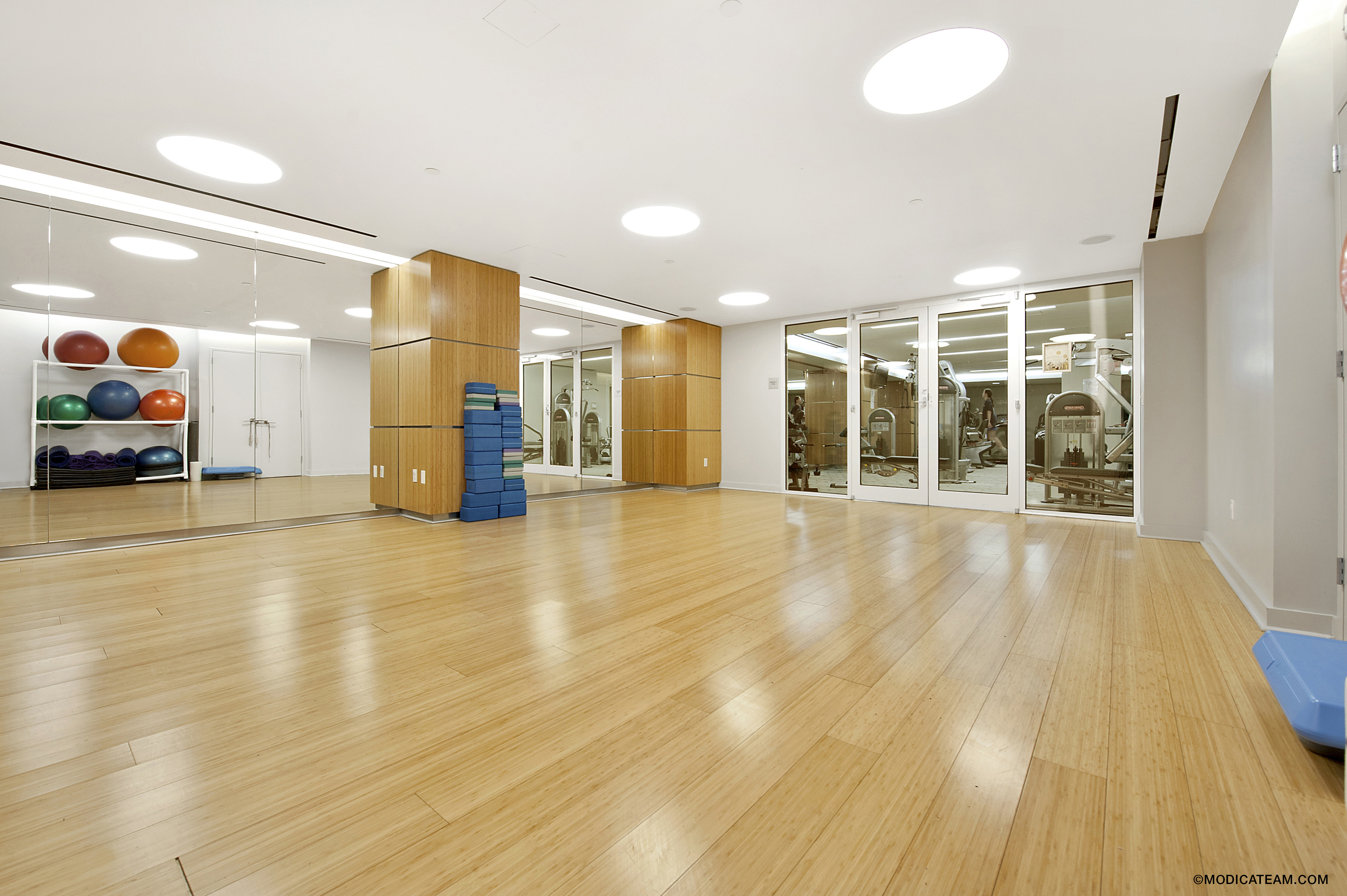 2 Northside Piers, Unit PH2 Brooklyn, NY 11249 - Photo 32 of 34