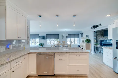 $1,295,000 | 17 Clipper Court, Berlin, MD 21811