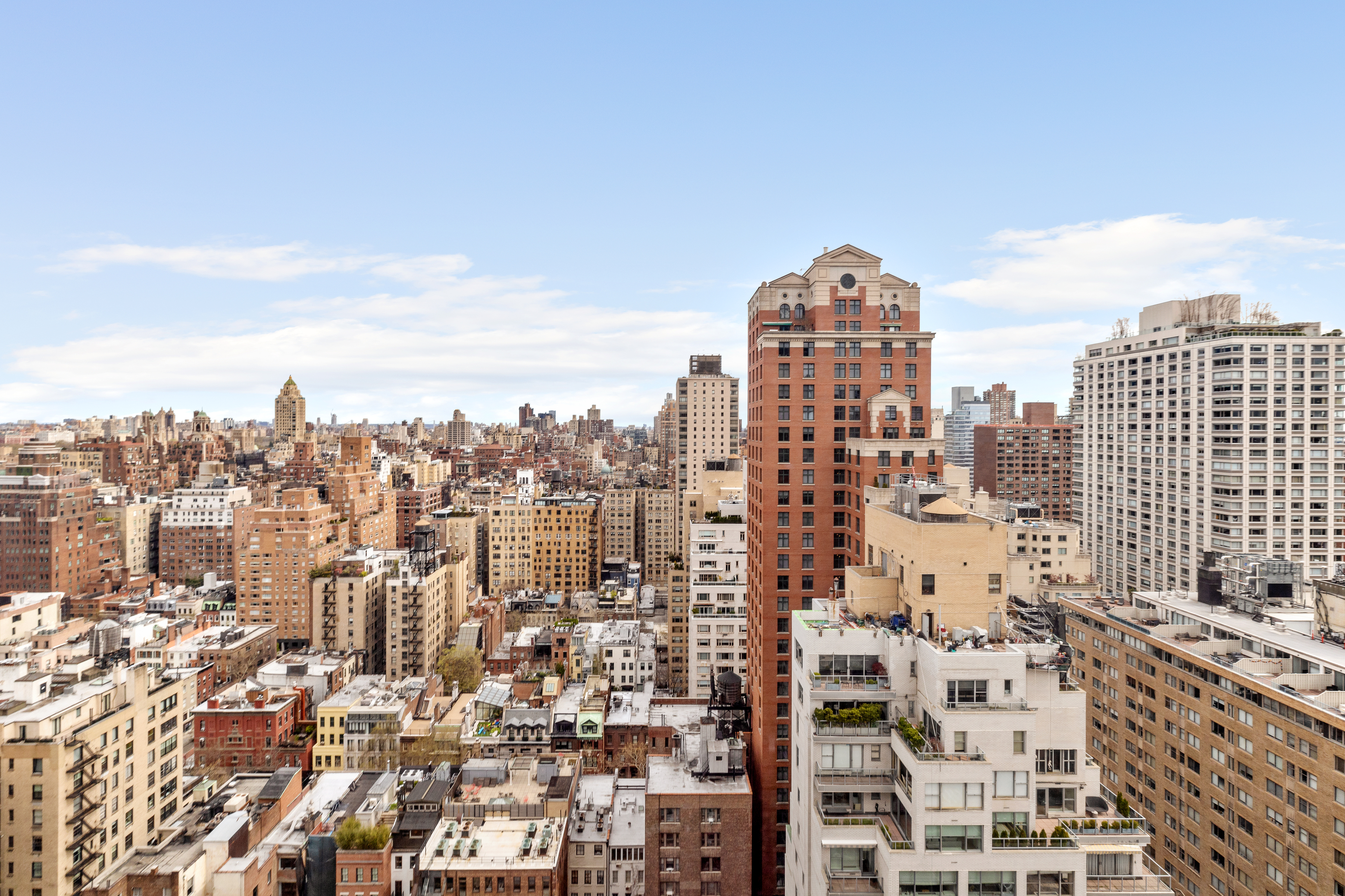 150 East 69th Street, Unit 27K Manhattan, NY 10021 - Photo 9 of 13