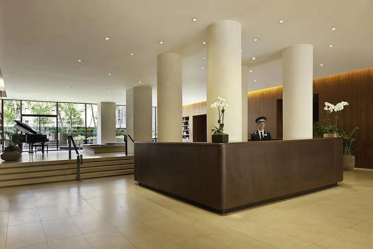 515 East 72nd Street, Unit 11EE Manhattan, NY 10021 - Photo 13 of 15