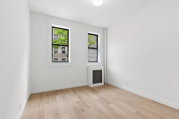$799,000 | 371 Fort Washington Avenue, Unit 1I | Hudson Heights