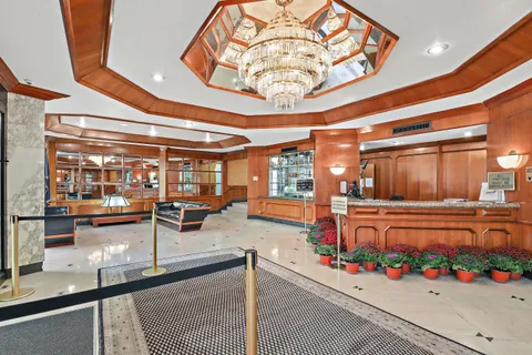 $325,000 | 3333 Henry Hudson Parkway, Unit 4M | Riverdale