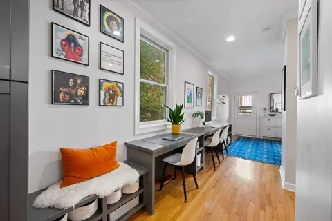 $875,000 | 3806 North Damen Avenue, Unit 1, Chicago, IL 60618