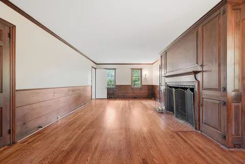 a view of livingroom with furniture and fireplace
