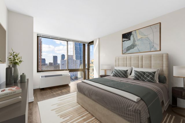 $1,750,000 | 111 West 67th Street, Unit 32C | Upper West Side