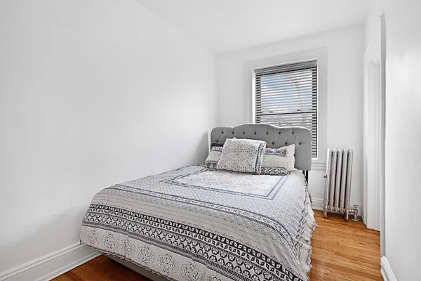 $5,750 | 261 Clinton Street, Unit 4 | Cobble Hill