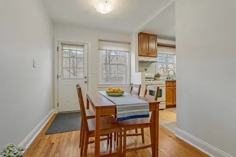 Contact Agent | 40 A Meadowbrook Place, Maplewood, NJ 07040