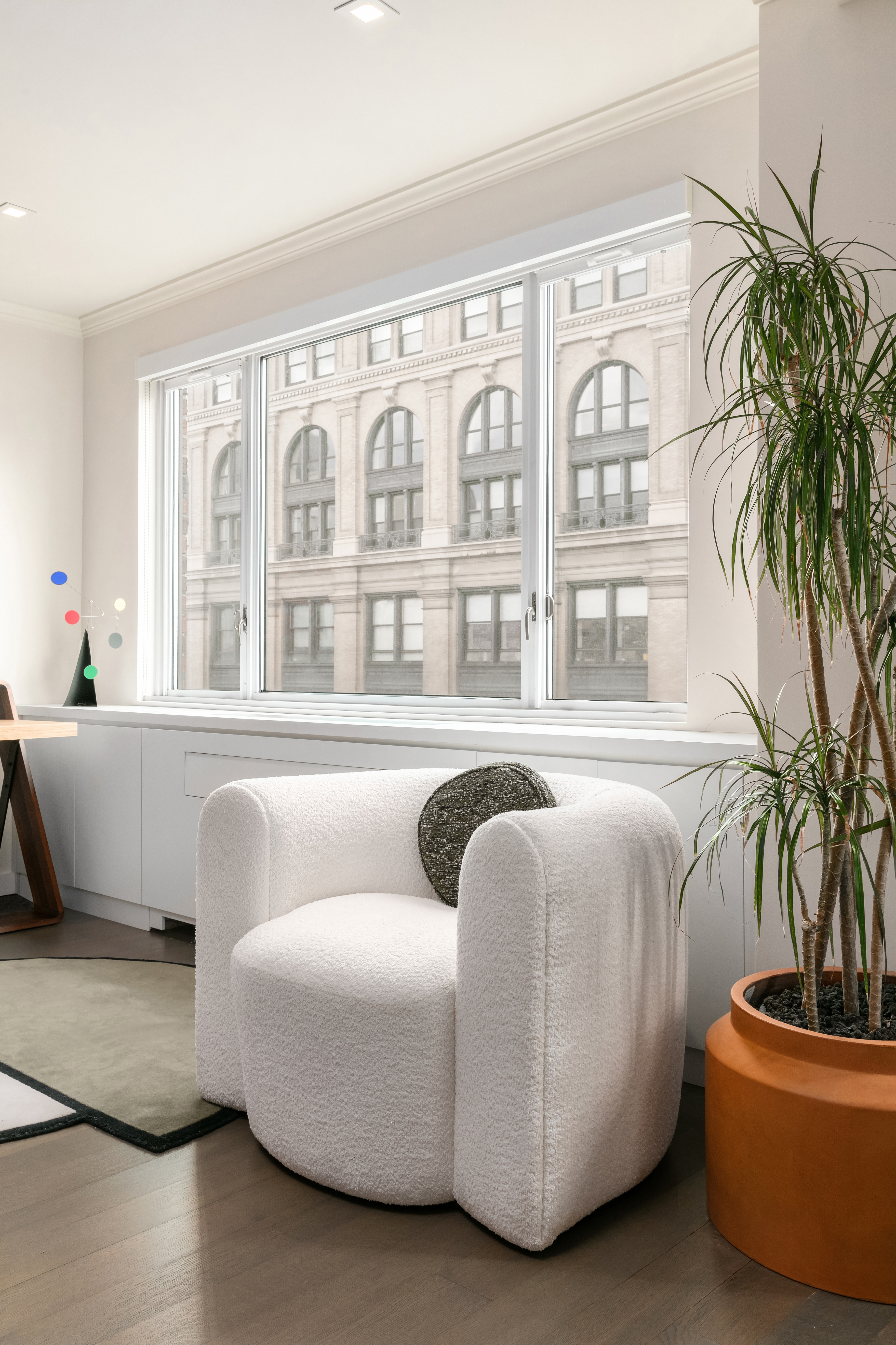 105 West 13th Street, Unit 11CD Manhattan, NY 10011 - Photo 6 of 20