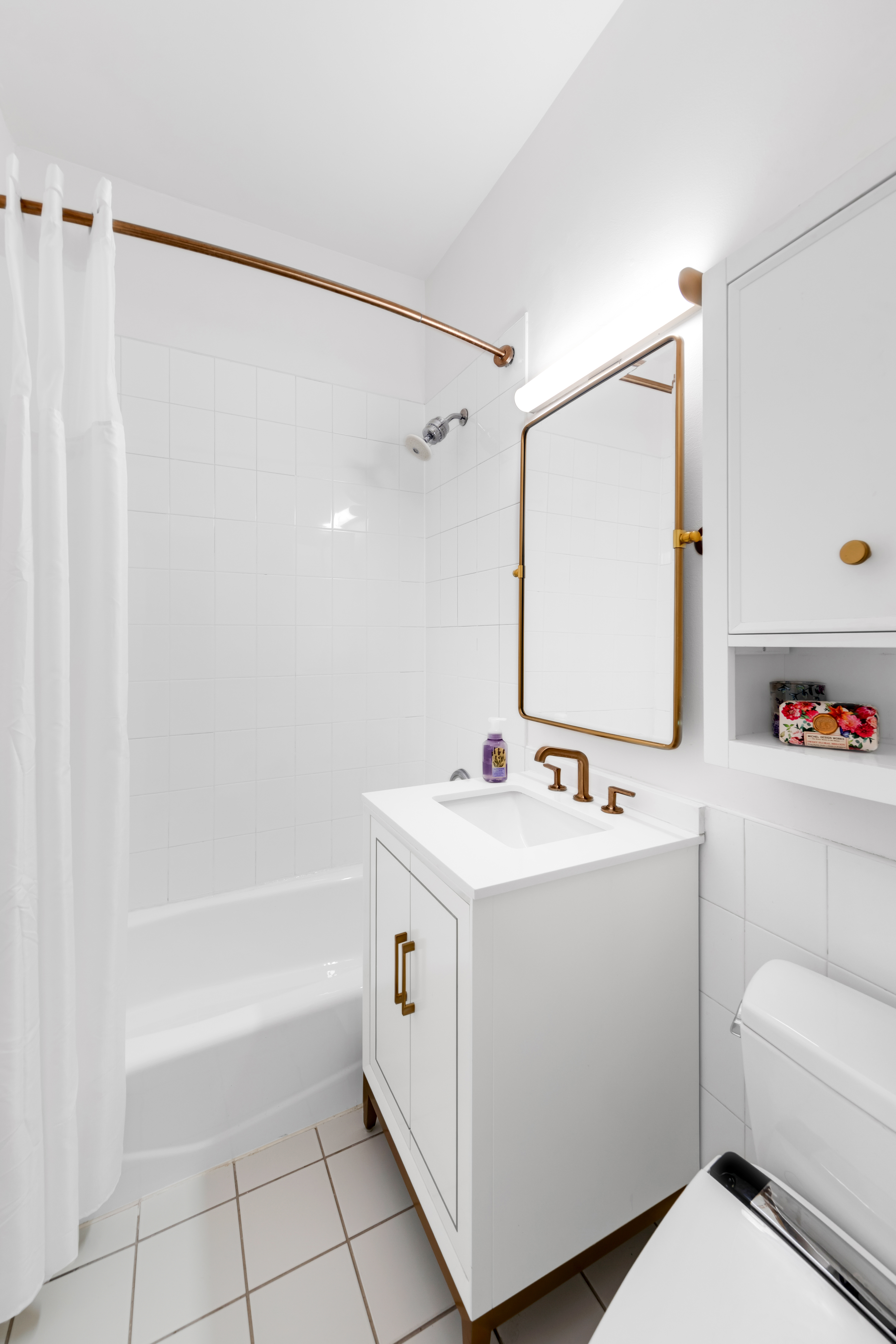 92 Horatio Street, Unit 2F Manhattan, NY 10014 - Photo 5 of 7