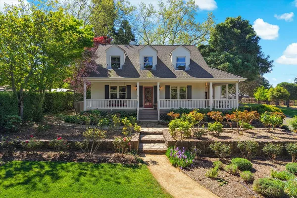 $3,050,000 | 4011 East 3rd Avenue, Napa, CA 94558