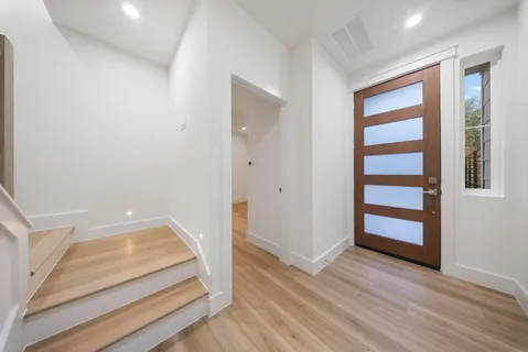 $399,900 | 1126 Weiss Street, Houston, TX 77009