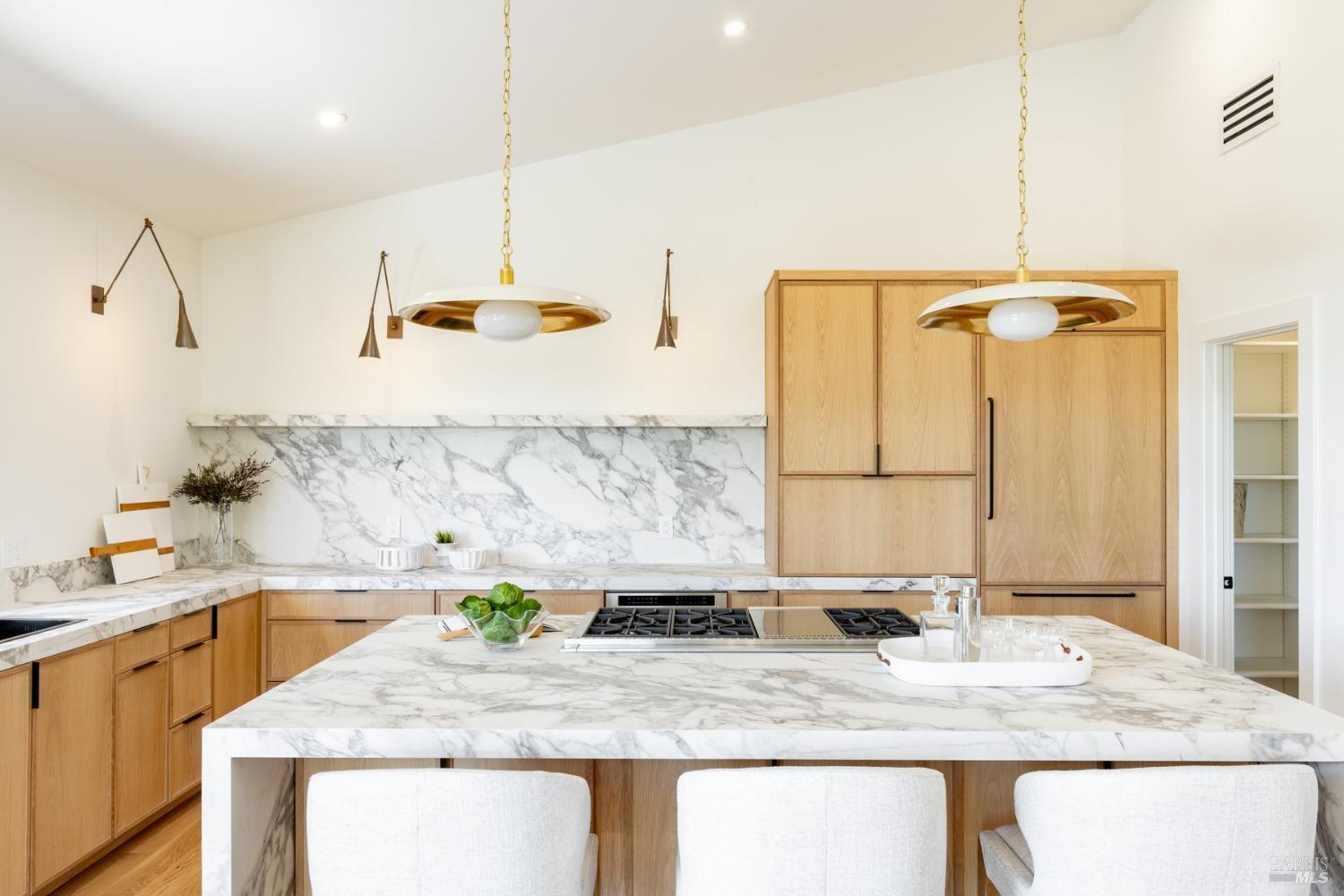 559 East Spring Street Napa, CA 94559 - Photo 6 of 70