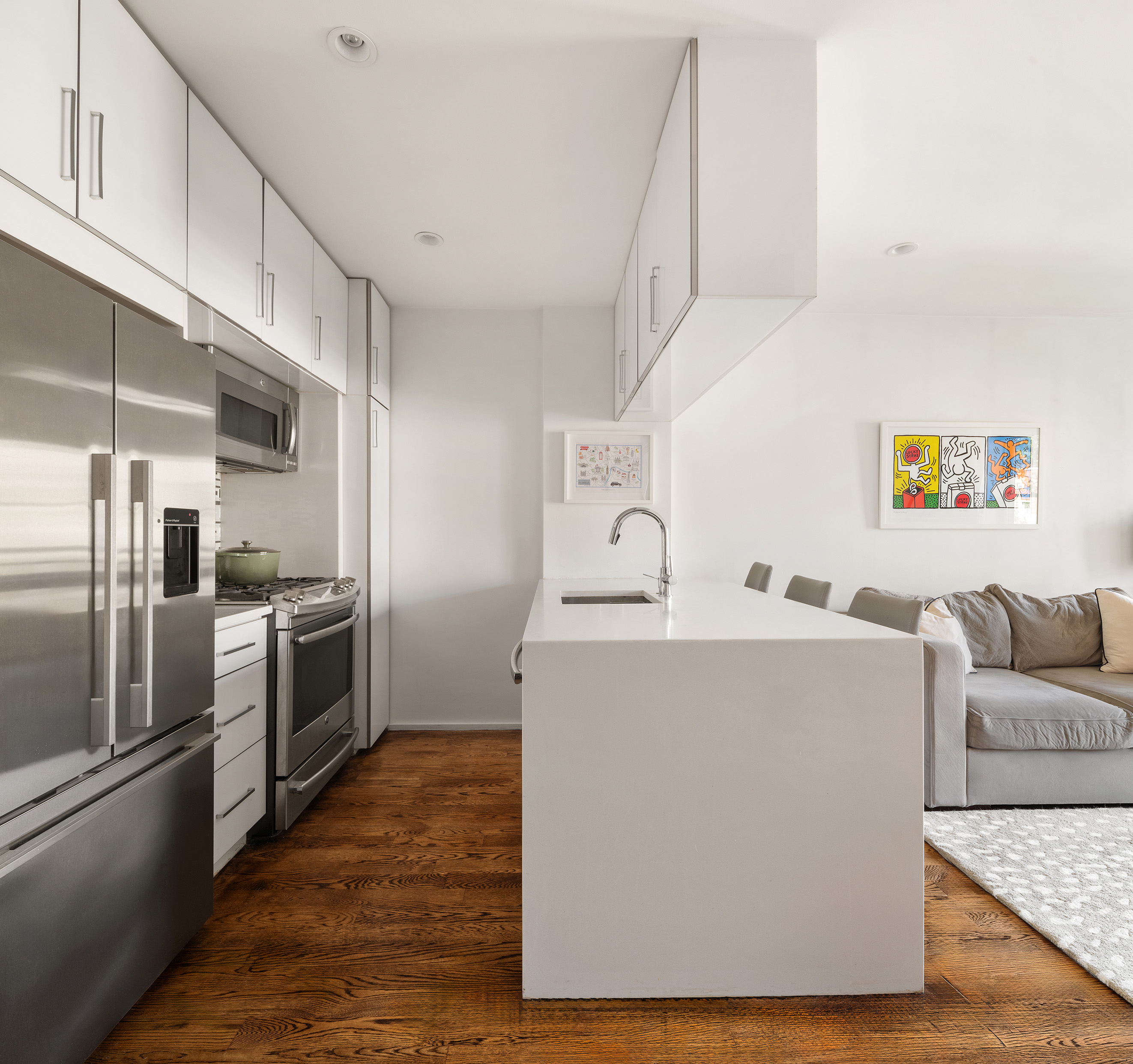 23-37 31st Road, Unit 3B Queens, NY 11106 - Photo 3 of 7 Gallery Image 3