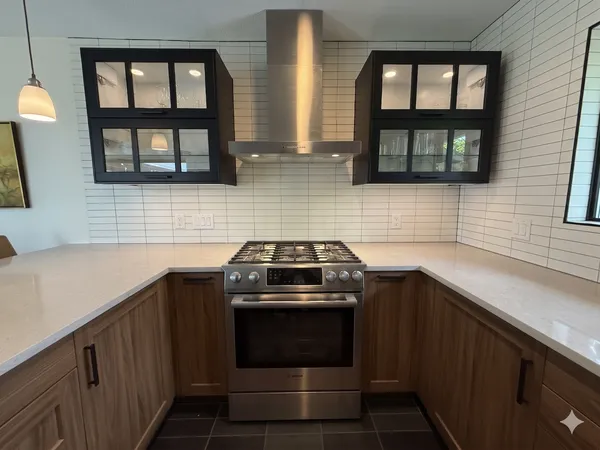 $750,000 | 1702 Deerfield Drive, Austin, TX 78741